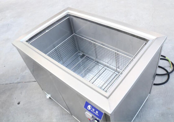 Máy làm sạch siêu âm công nghiệp bể lớn để làm sạch khối động cơ